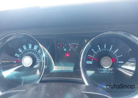 2011 Ford Mustang V6 z USA, uszkodzony, nr VIN 1ZVBP8AM1B5156362